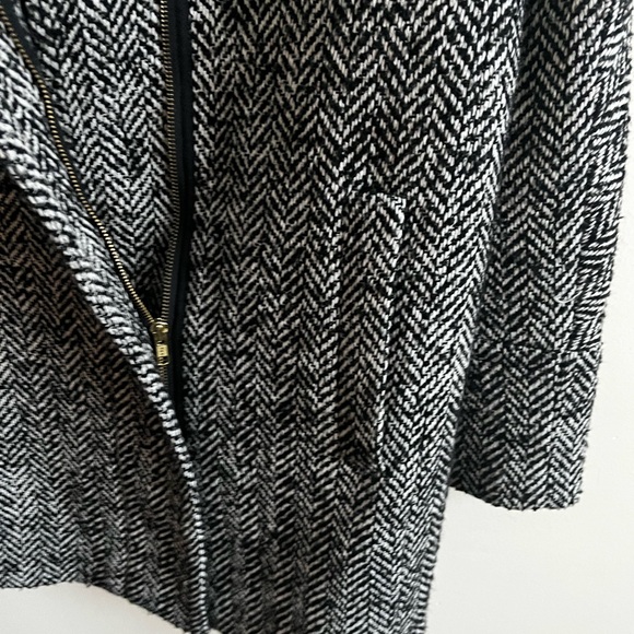 Vtg J. Crew 00 Houndstooth Wool Blend Black and Gray Pea Coat - Picture 6 of 8